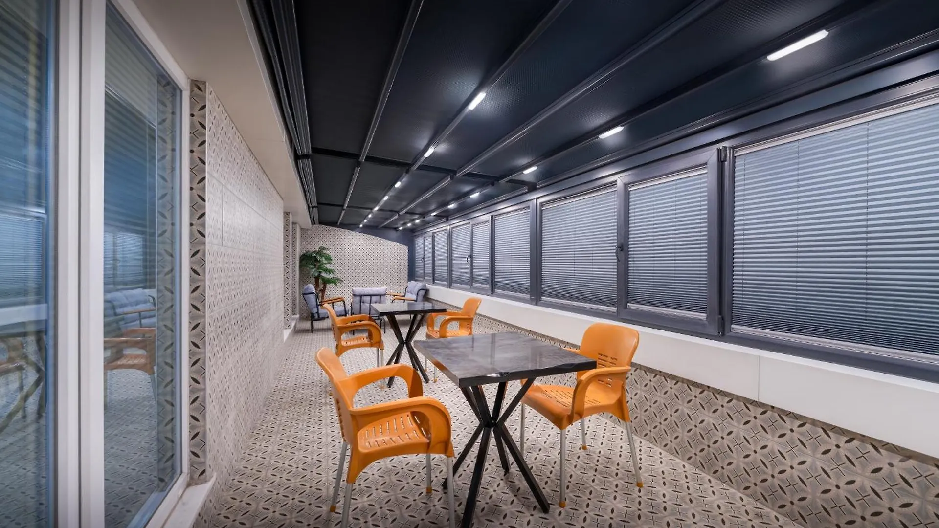 Elite Hotels Istanbul Airport Arnavutkoy 5*,
